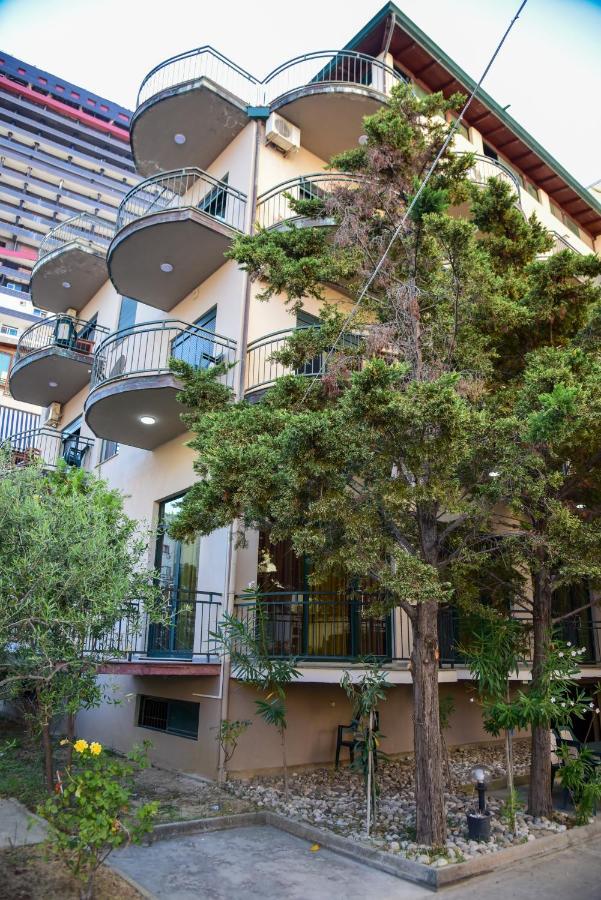 Koa Hotel Durrës Buitenkant foto