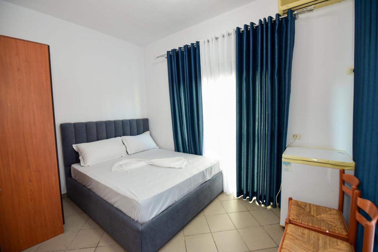 Koa Hotel Durrës Buitenkant foto
